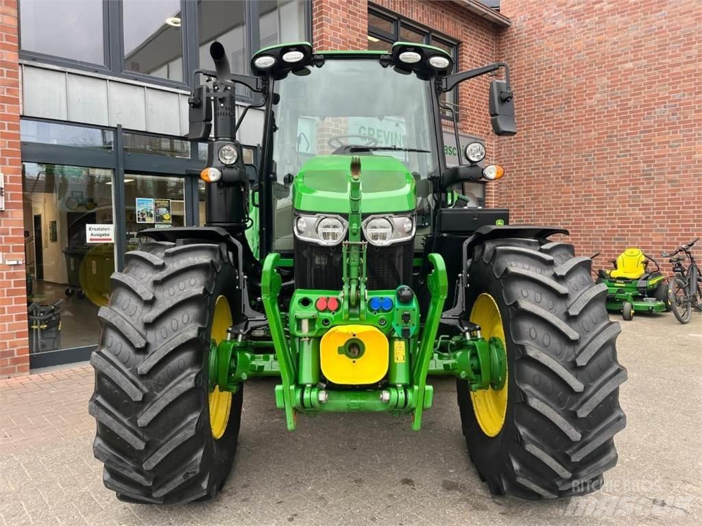 John Deere 6120M Traktorji