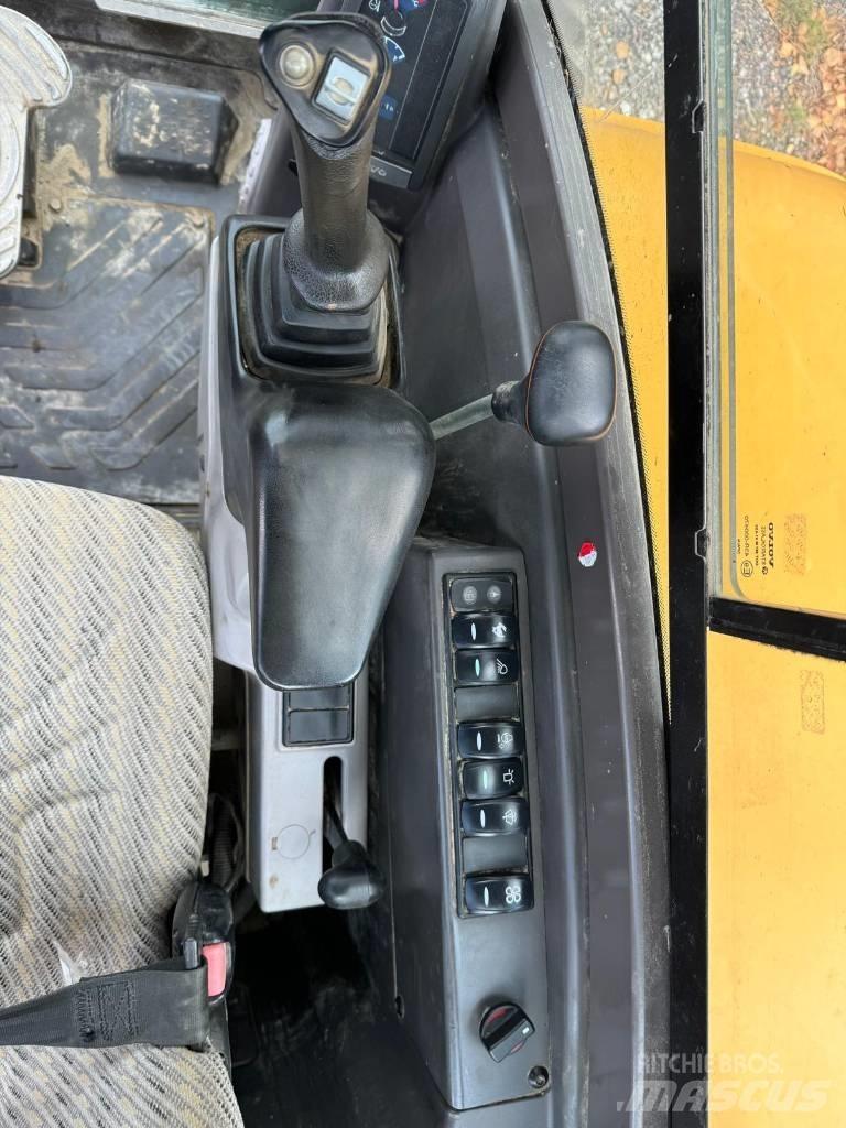 Volvo EC 35 C Mini bagri <7t