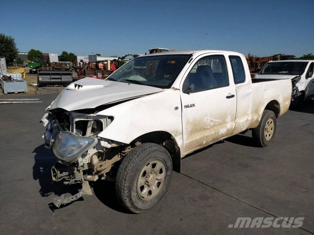 Toyota Hilux 4 Prekucniki