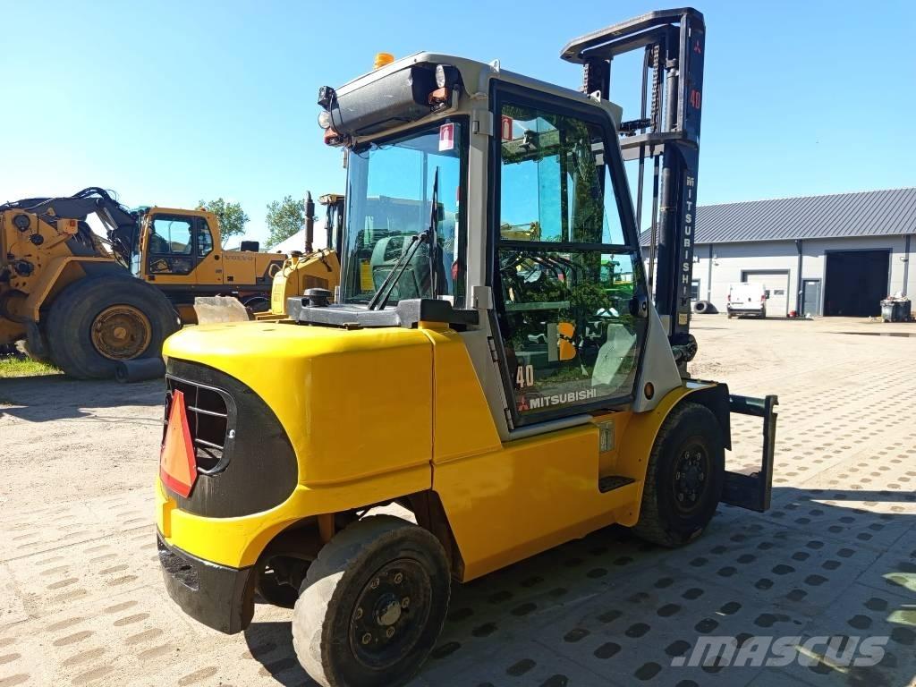 Mitsubishi FD 40 K Dizelski viličarji