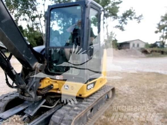 John Deere 60G Bagri goseničarji