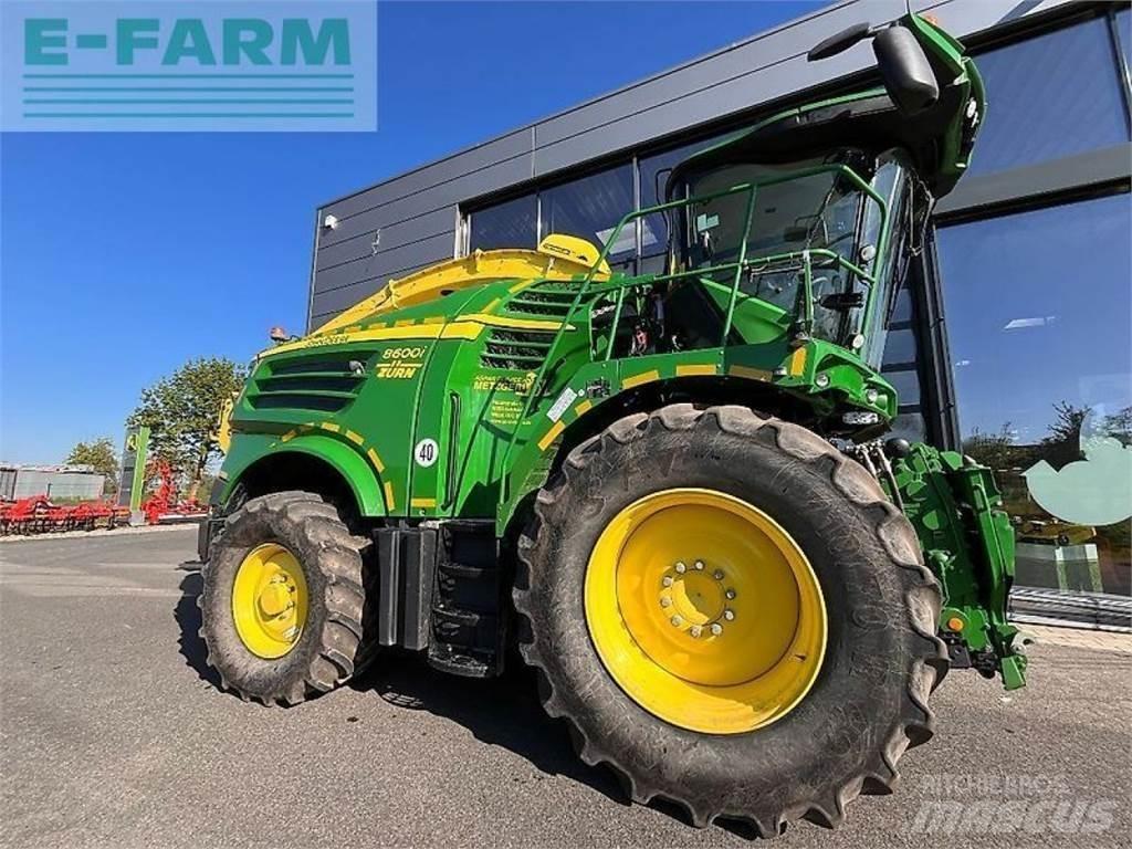 John Deere 8600 Stroji za krmo na lastni pogon