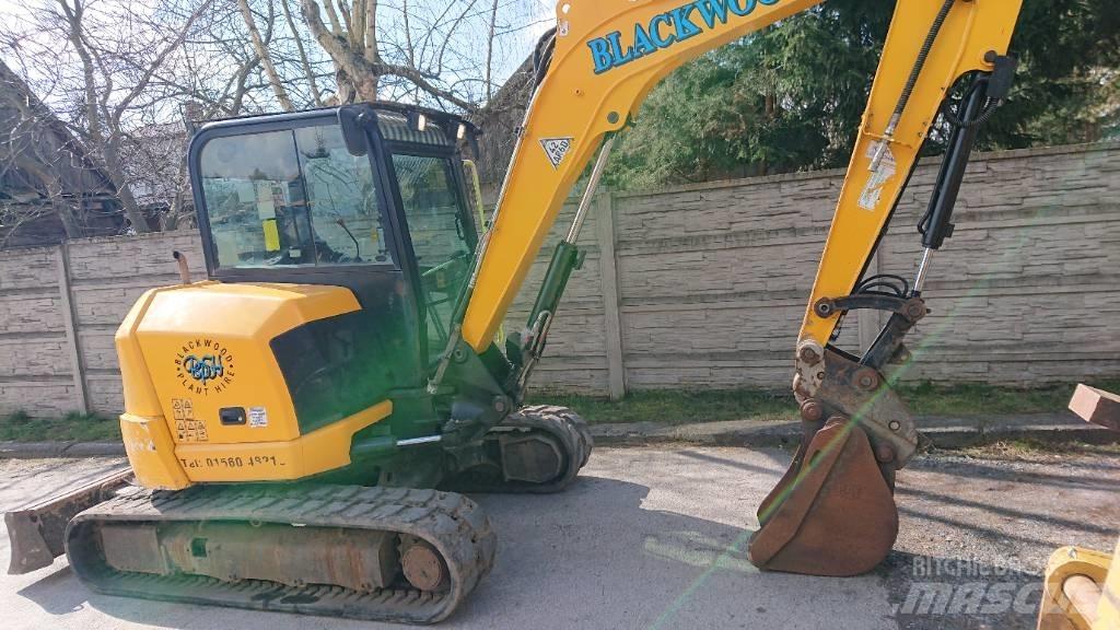 JCB 57 Bagri goseničarji