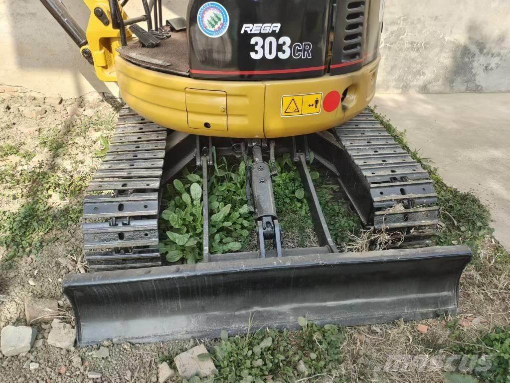 CAT 303 CR Mini bagri <7t
