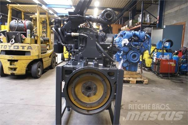 Komatsu SA6D125 E2 Motorji