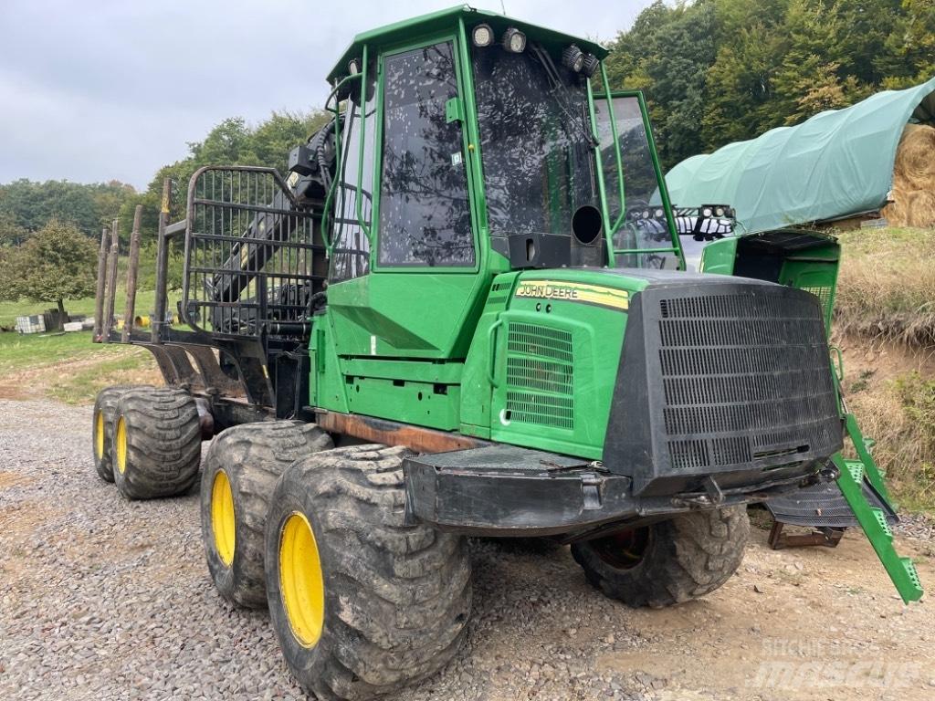 John Deere 1010 E Forwarderji