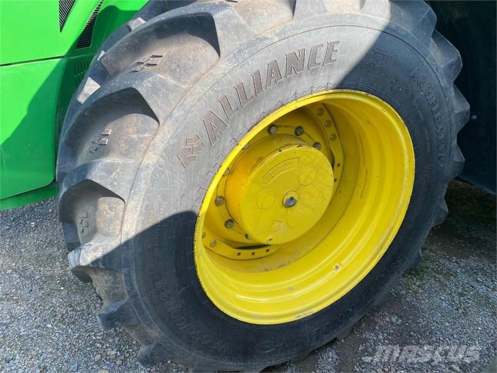 John Deere 8370R Traktorji