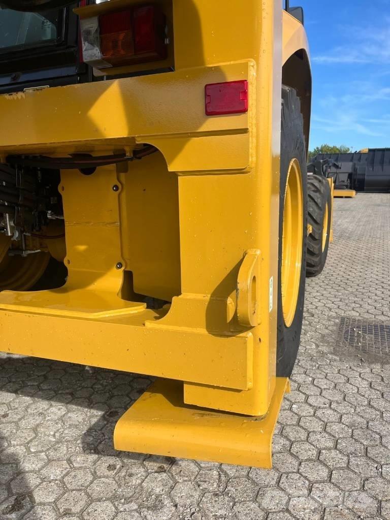 CAT 424 Rovokopači