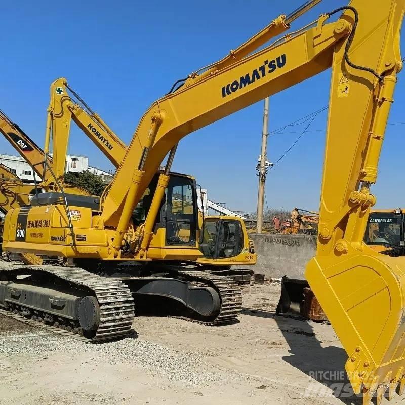 Komatsu PC 300 Bagri goseničarji