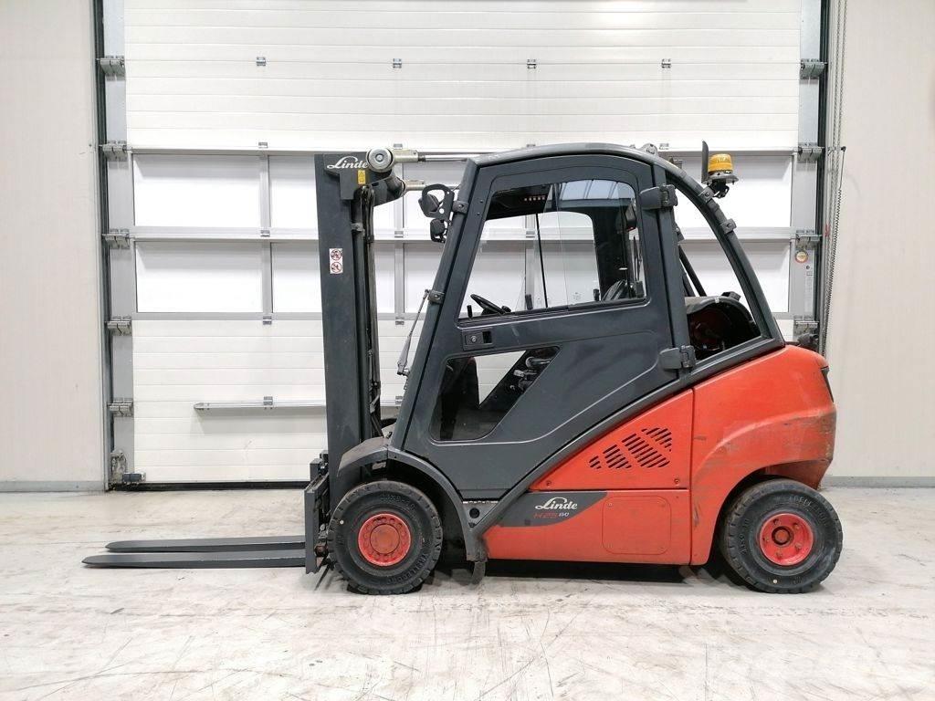 Linde H25T-02 Plinski viličarji