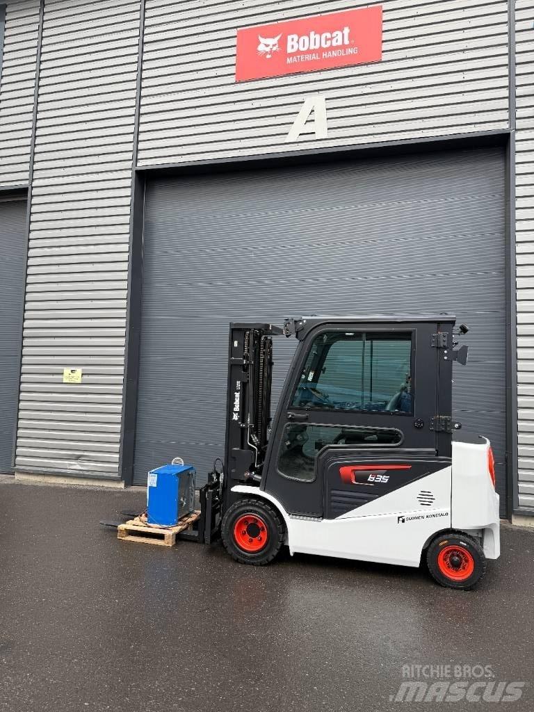 Bobcat B35NS Trukki Električni viličarji