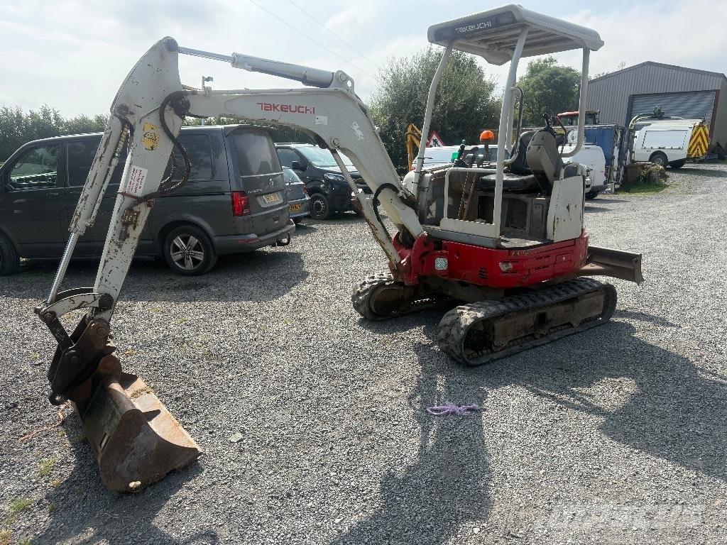 Takeuchi TB 23 R Mini bagri <7t