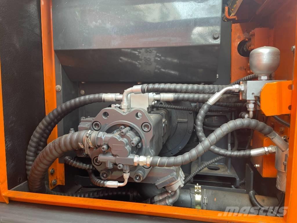 Doosan DX 225 LCA Midi bagri 7t – 12t