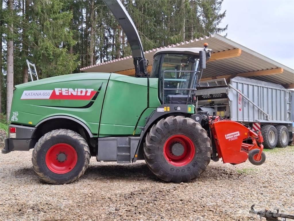 Fendt Katana 65 Stroji za krmo na lastni pogon