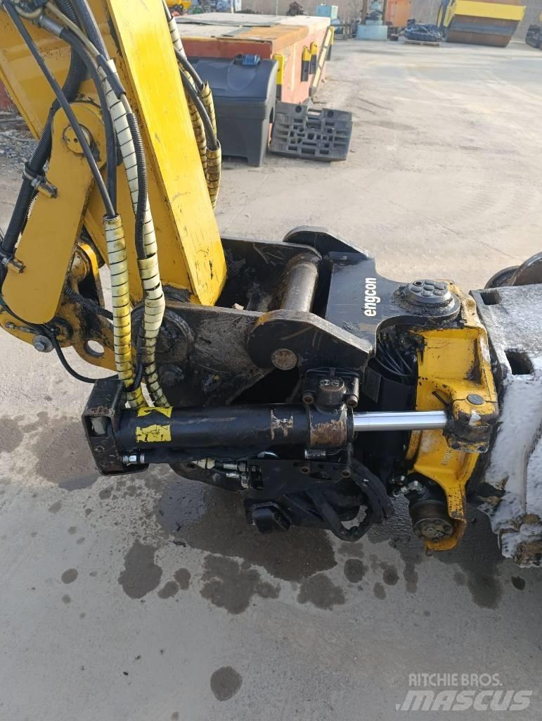 CAT M 313 D Bagri na kolesih