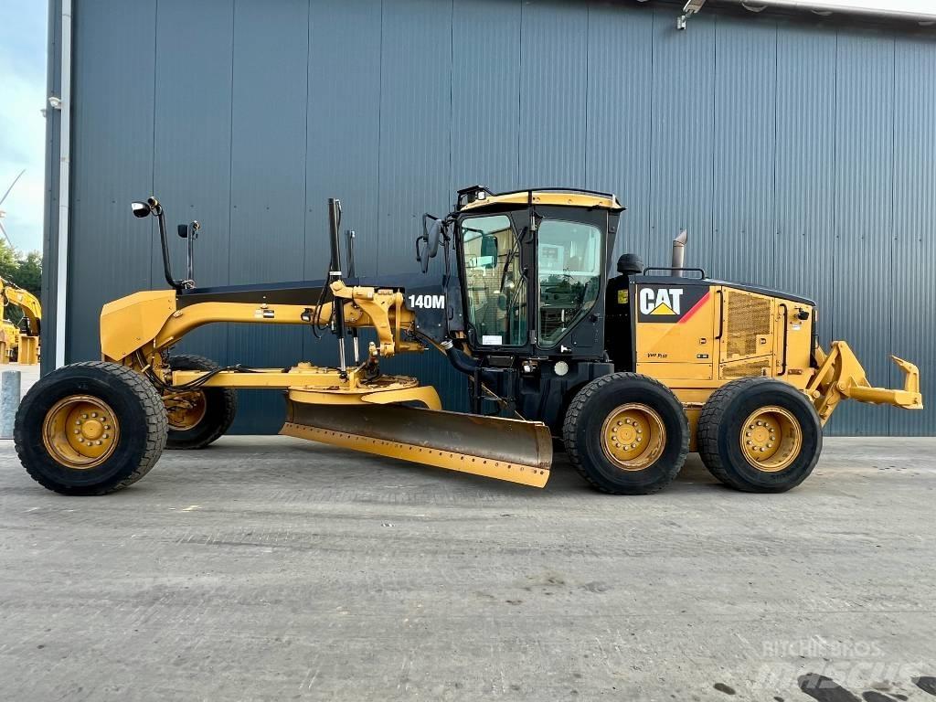 CAT 140M Grederji