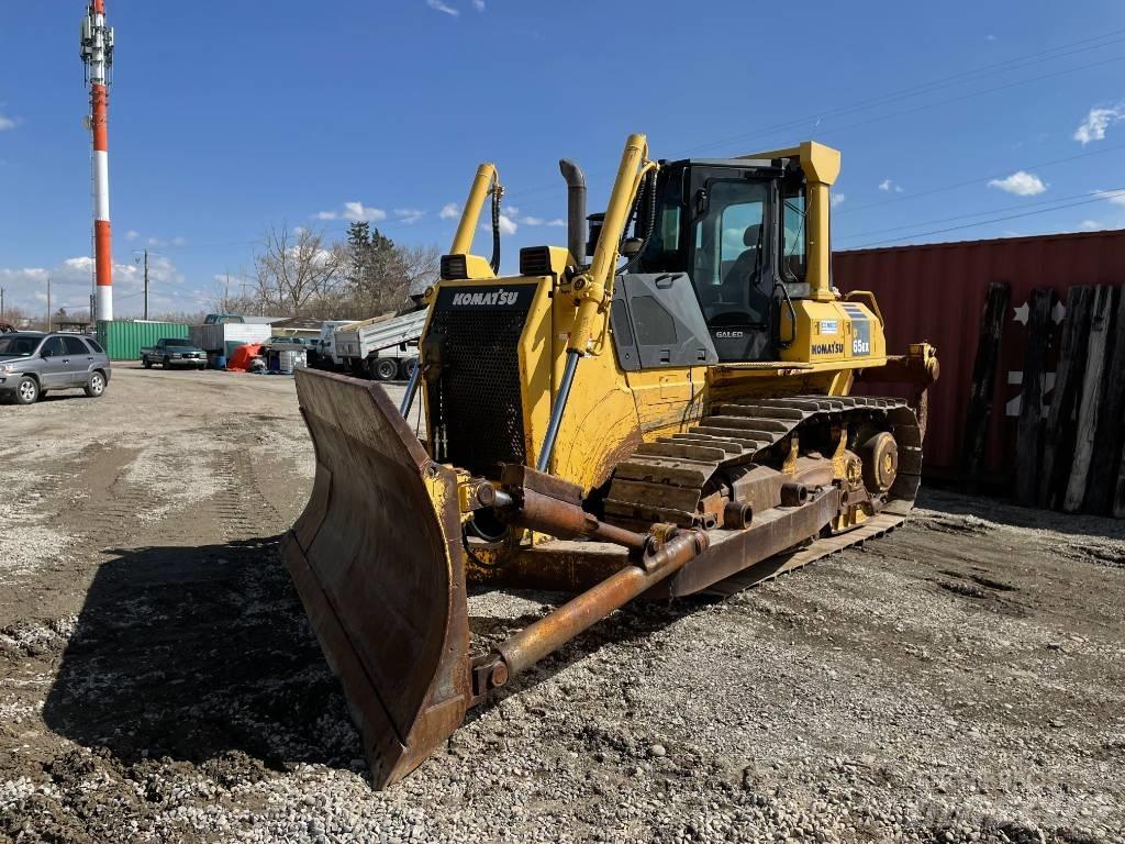 Komatsu D65EX-15 Buldožerji goseničarji
