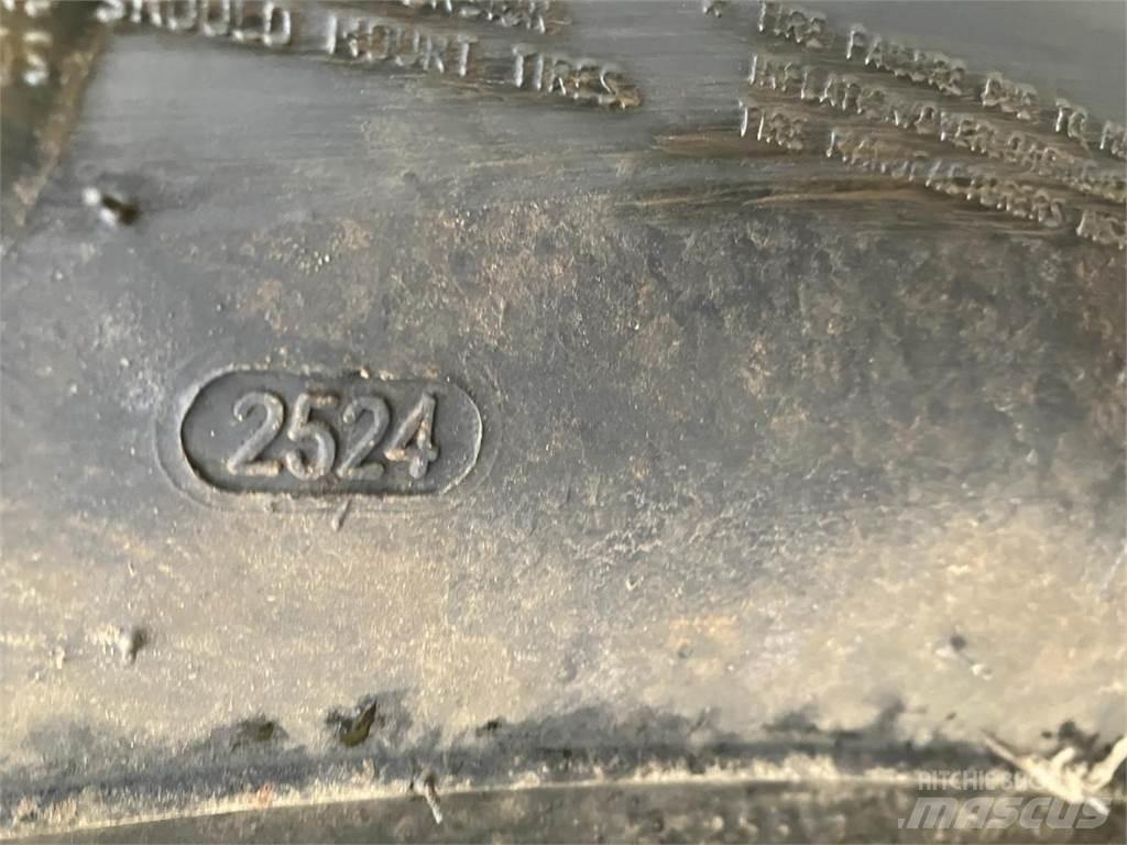 Mitas 600/65R38 Gume, kolesa in platišča