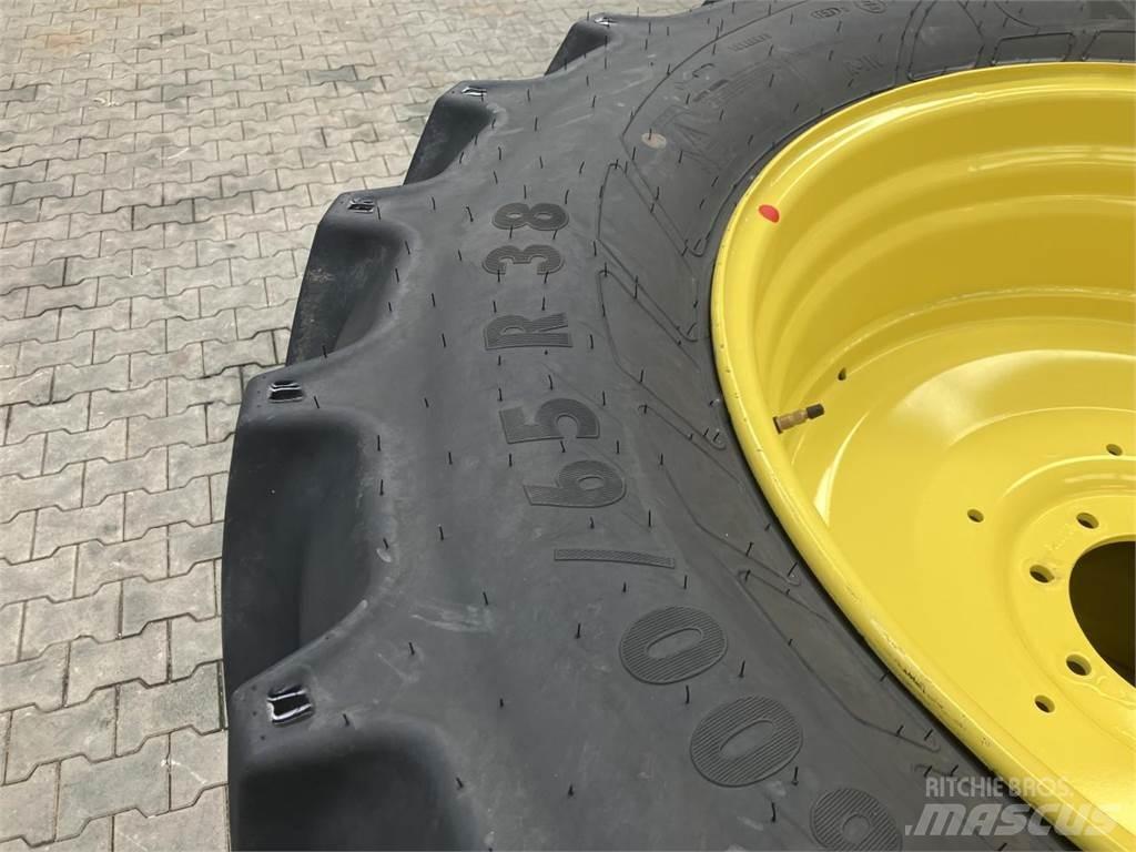 Mitas 600/65R38 Gume, kolesa in platišča