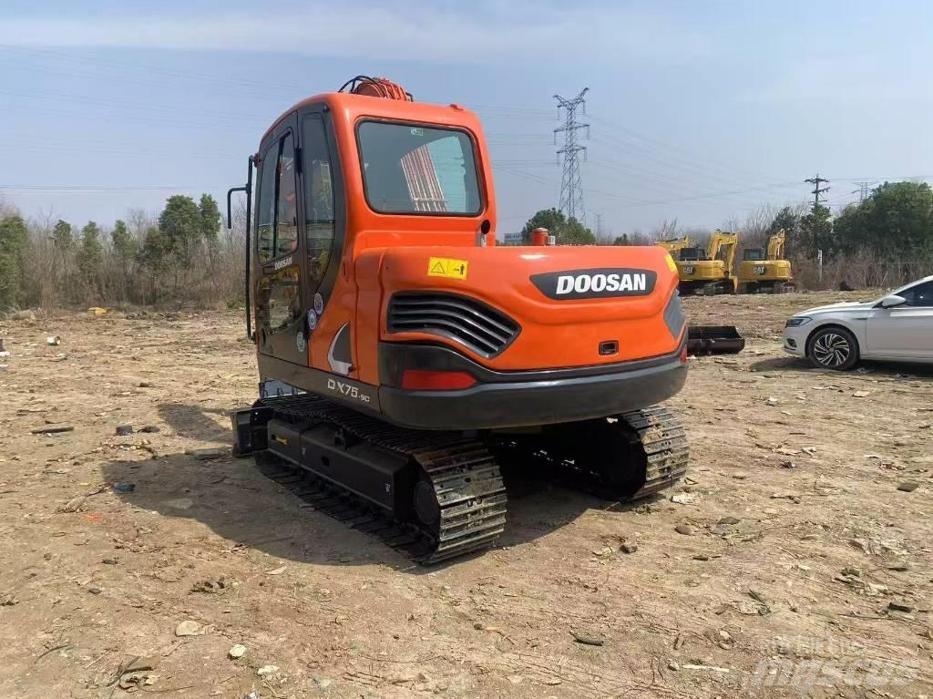 Doosan DX75 Mini bagri <7t