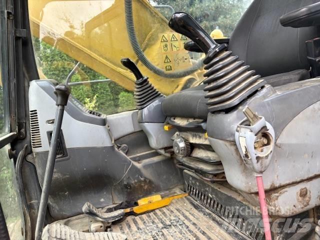 Komatsu PC 210 Bagri goseničarji