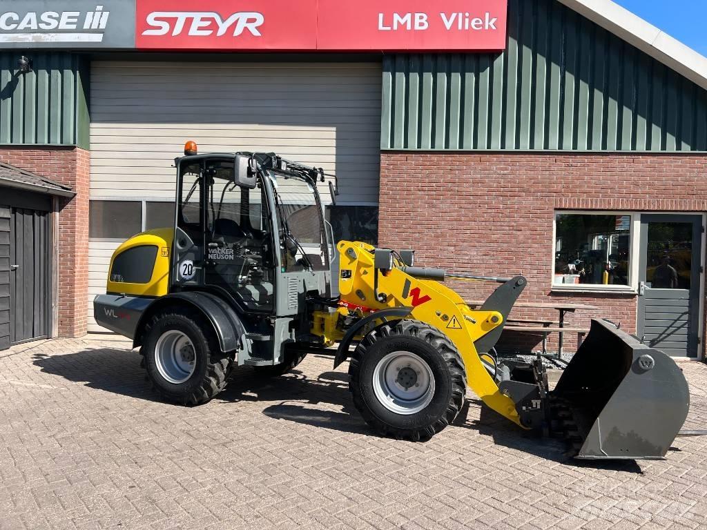 Wacker Neuson WL 44 Kolesni nakladalci