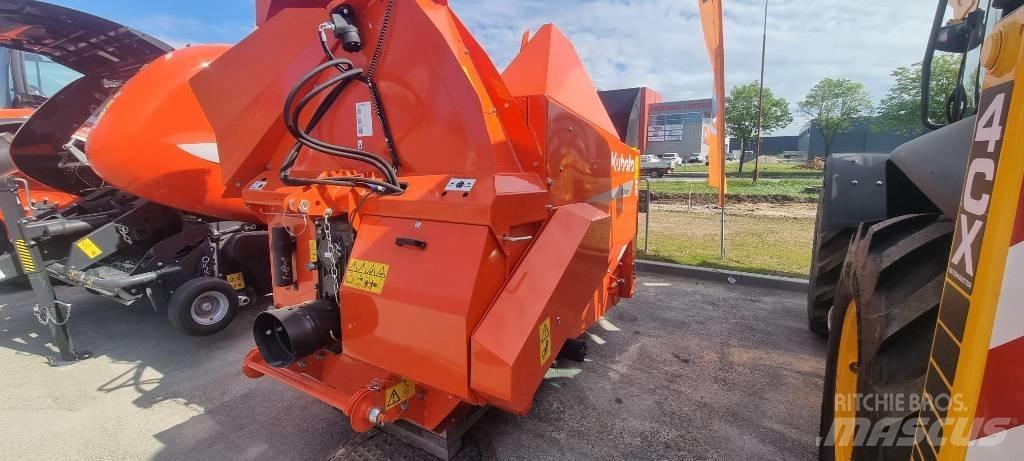 Kubota BC 1200 Rezač za bale, oprema za rezanje in odvijanje bal