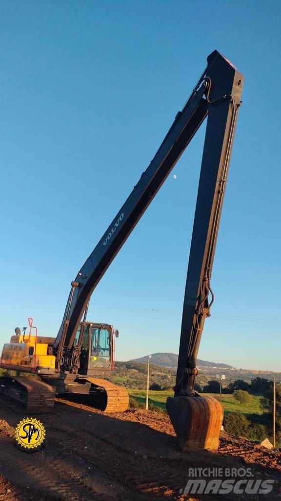 Volvo EC 250 D Bagri goseničarji