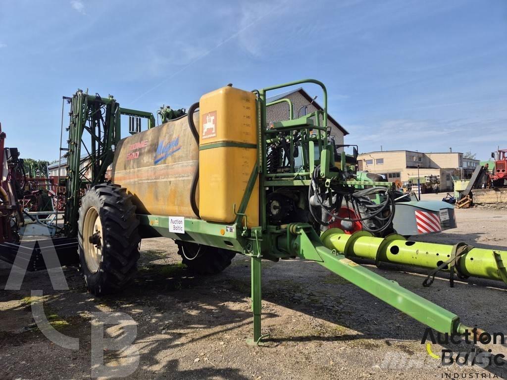 Amazone UG 4500 Vlečne škropilnice