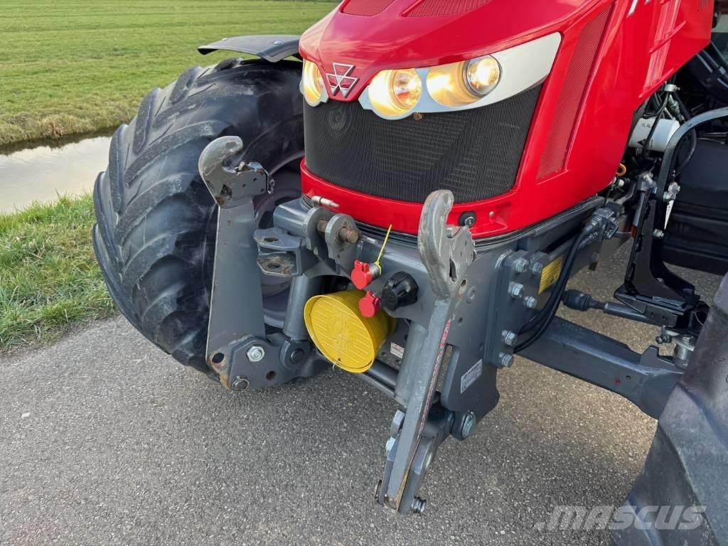 Massey Ferguson 5609 Traktorji