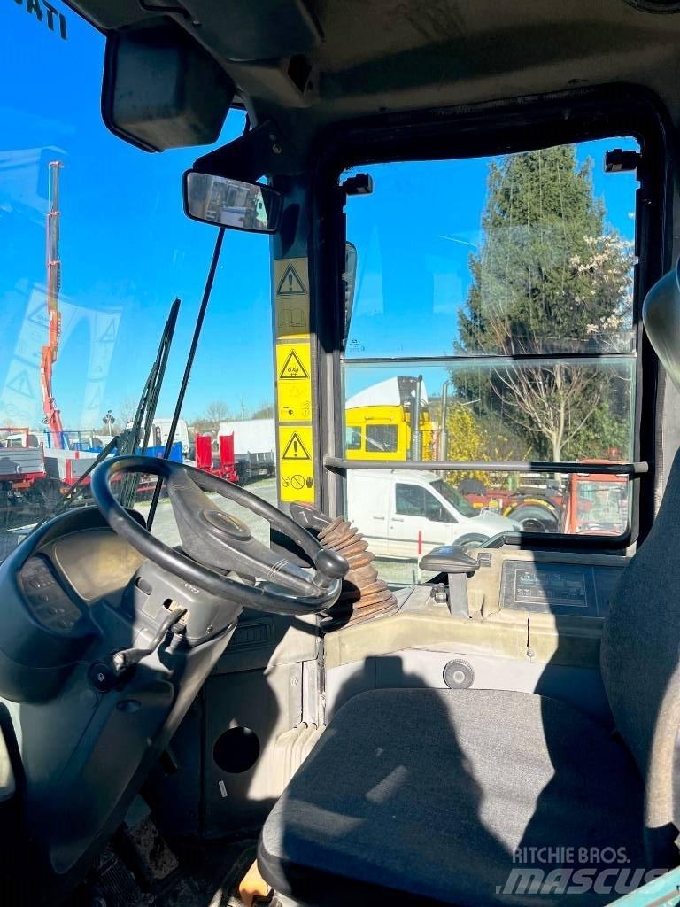 Komatsu WA 320 Kolesni nakladalci