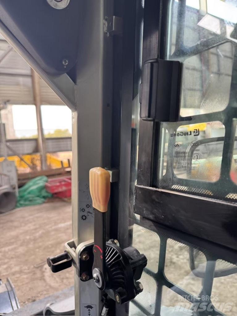 LiuGong 385 B Skid steer mini nakladalci