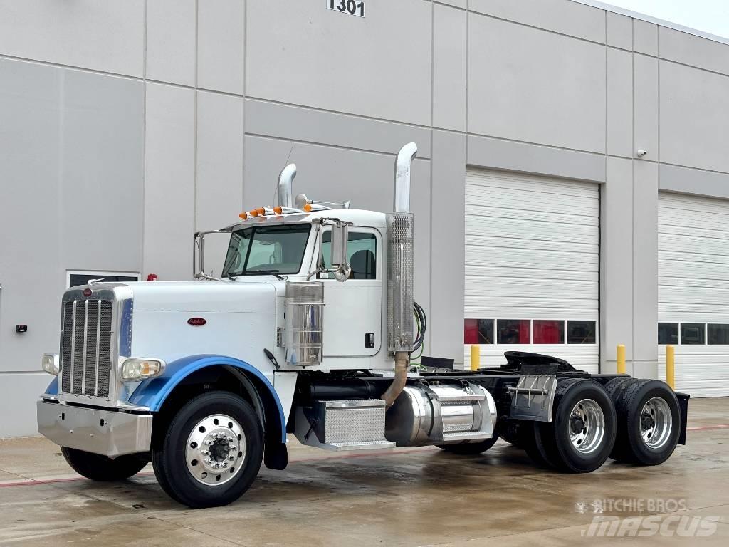 Peterbilt 388 Vlačilci