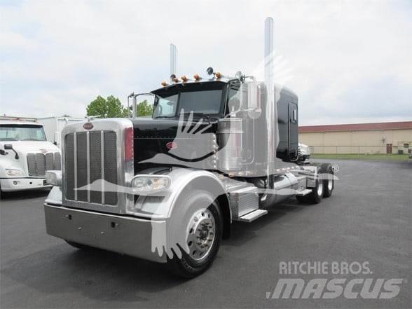 Peterbilt 388 Vlačilci
