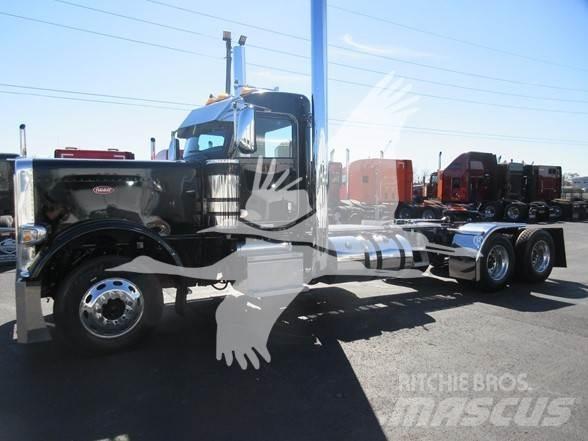 Peterbilt 389 Vlačilci