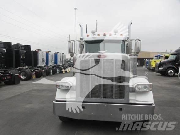 Peterbilt 389 Vlačilci