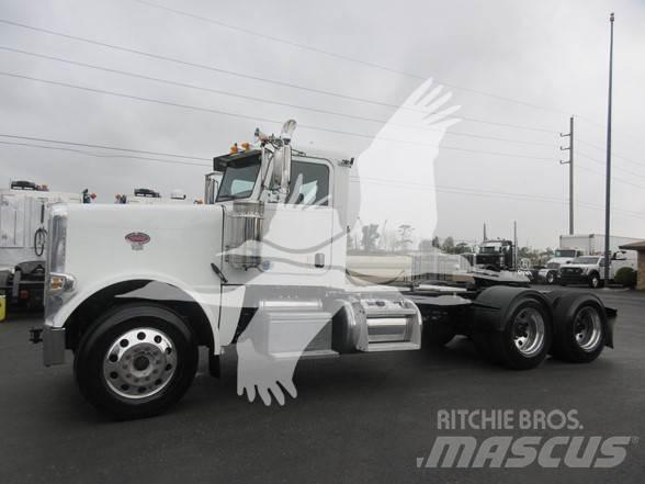 Peterbilt 389 Vlačilci