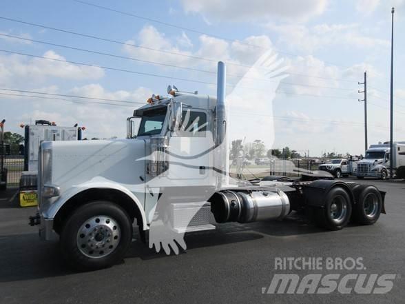 Peterbilt 389 Vlačilci