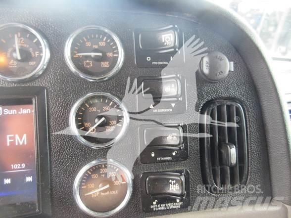 Peterbilt 389 Vlačilci