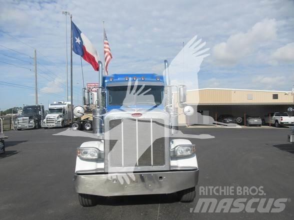 Peterbilt 389 Vlačilci