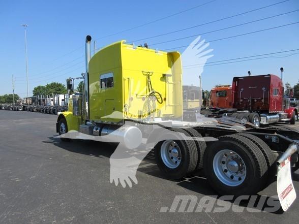 Peterbilt 389 Vlačilci