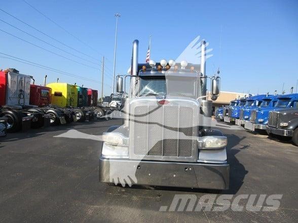 Peterbilt 389 Vlačilci