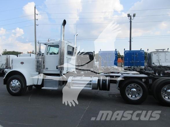 Peterbilt 389 Vlačilci