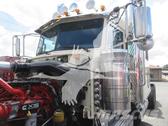 Peterbilt 389 Vlačilci