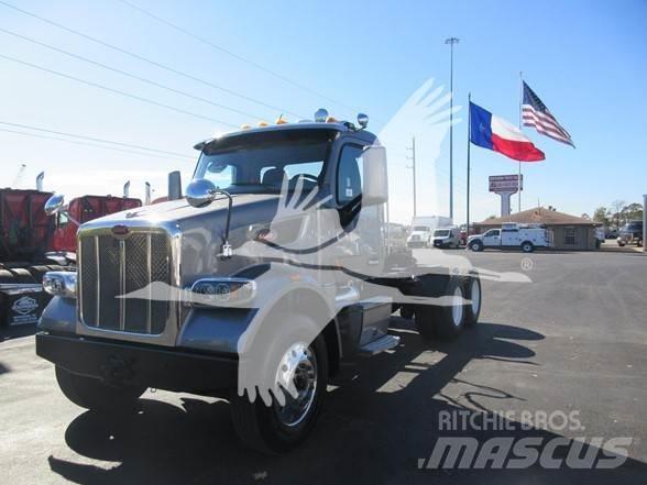 Peterbilt 567 Vlačilci