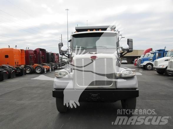 Peterbilt 567 Kiper tovornjaki