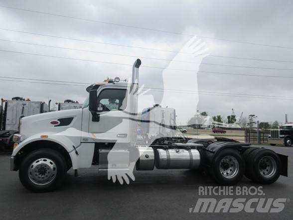 Peterbilt 567 Vlačilci