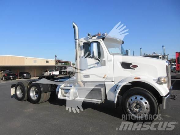 Peterbilt 567 Vlačilci