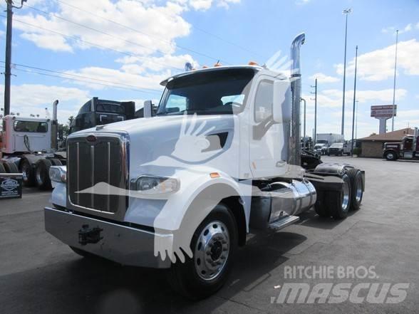 Peterbilt 567 Vlačilci