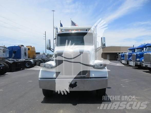 Peterbilt 567 Kiper tovornjaki